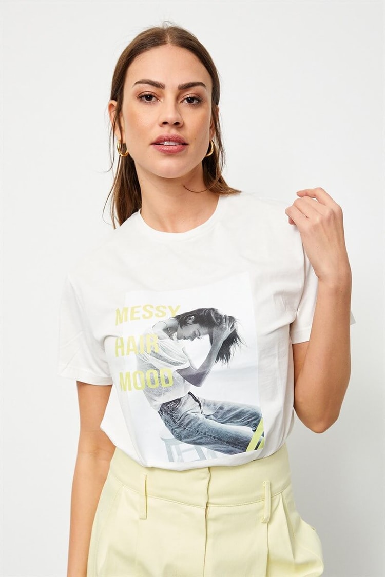 Ekru Messy Hair Mood Kısa Kol T-ShirtST060S7115901