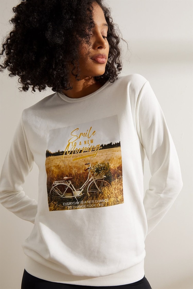 Ekru Önü Baskılı SweatshirtST060W7207101