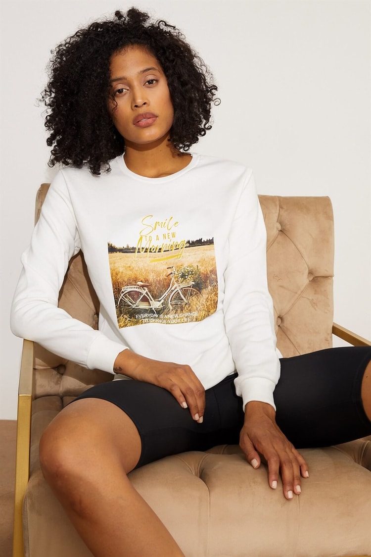 Ekru Önü Baskılı SweatshirtST060W7207101
