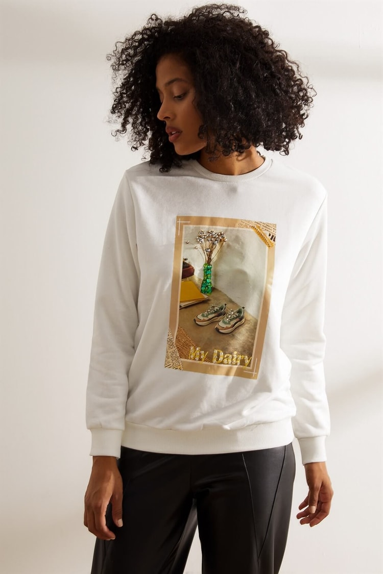 Ekru Önü Baskılı Ve İşlemeli SweatshirtST060W7205101