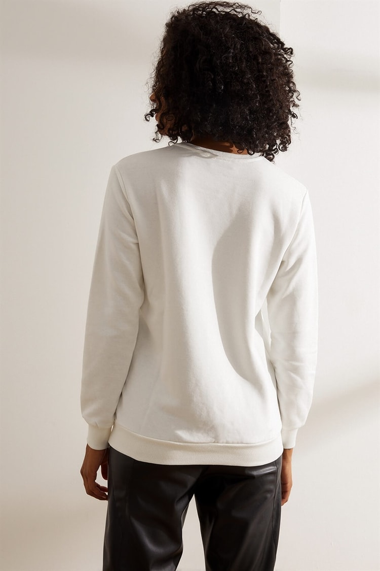 Ekru Önü Baskılı Ve İşlemeli SweatshirtST060W7205101