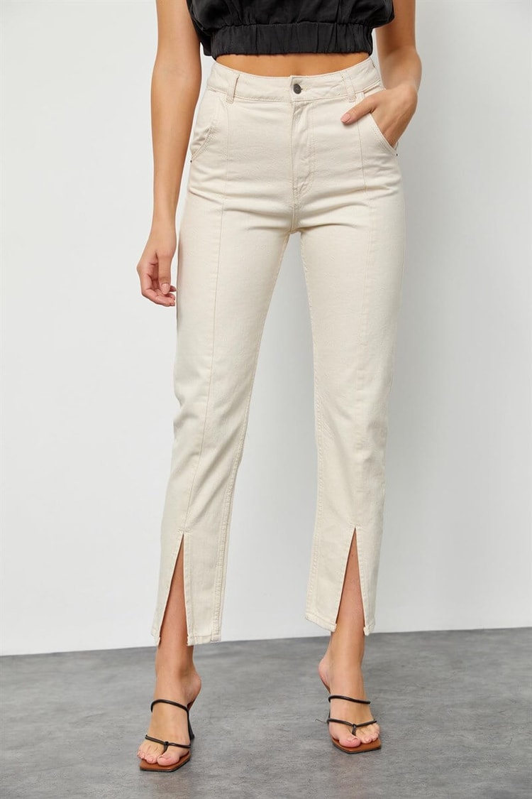 Ekru Paçası Yırtmaçlı JeanST060S20467005