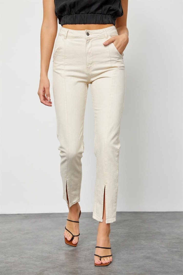 Ekru Paçası Yırtmaçlı JeanST060S20467005