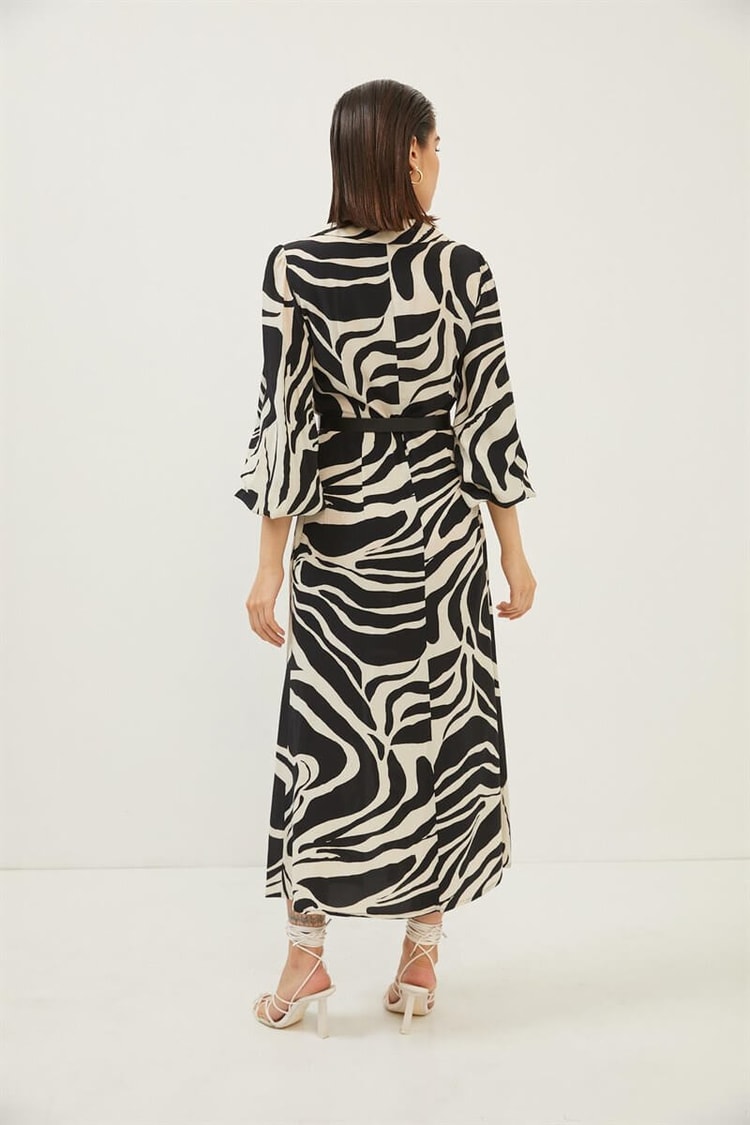 Ekru-Siyah Zebra Desen Kemer Detaylı Maxi ElbiseST060S40146601