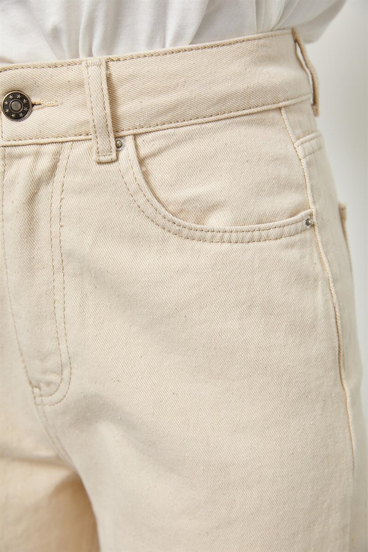 Ekru Yüksek Bel Rahat Kesim JeanST060S20467003