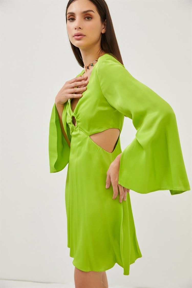 Fıstık Yeşili Cut Out Detaylı Uzun Kol Mini ElbiseST070S40157601