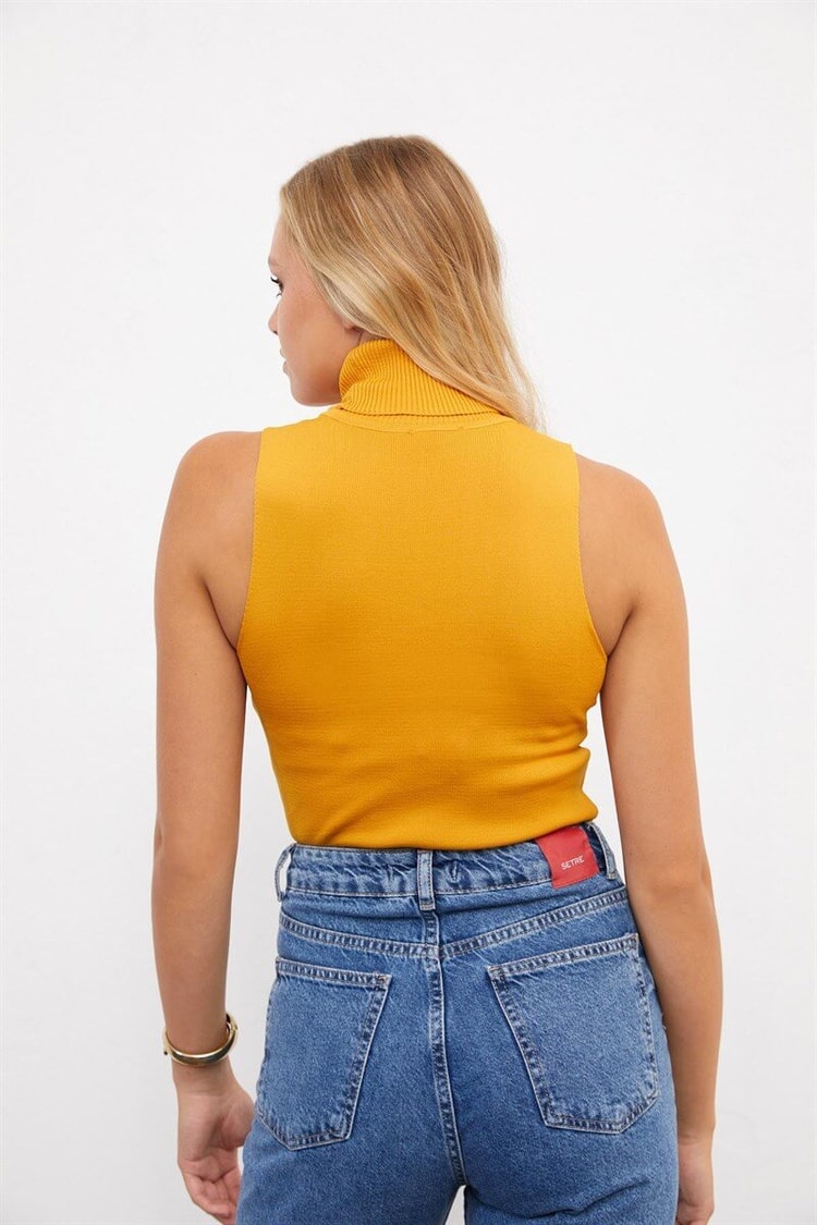 Hardal Balıkçı Yaka Kolsuz TrikoST060W94170001