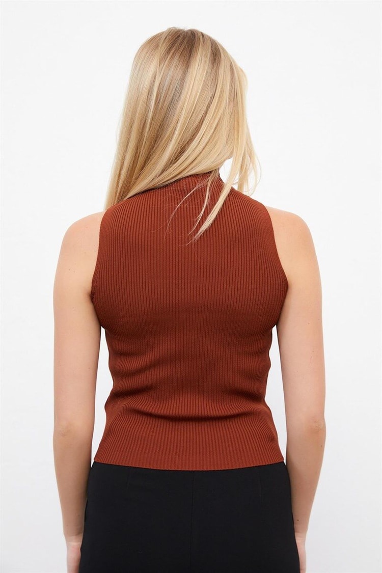 Kahve Balıkçı Yaka Kolsuz TrikoST060W94135002