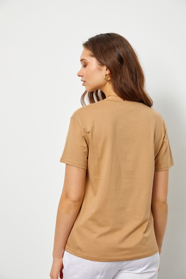 Kahve Bisiklet Yaka Kısa Kol Basic T-ShirtST060S71160001