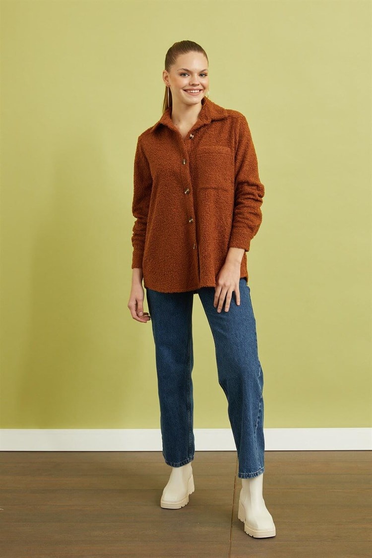 Kahve Peluş Düğme Detaylı GömlekST060W55244001