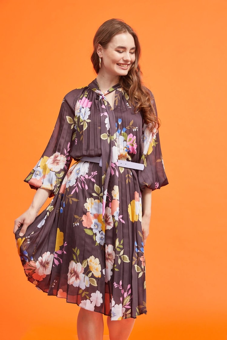 Kahverengi Kemerli Piliseli Floral Desen ElbiseST060S40109101