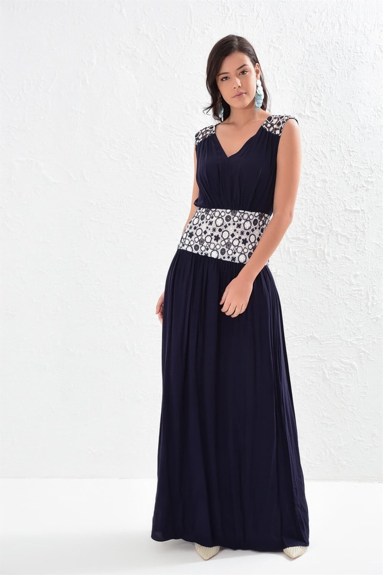 Lacivert - Beyaz Yaka Bele Oturan Kumaş Mixli Maxi Boy ElbiseST040S400701
