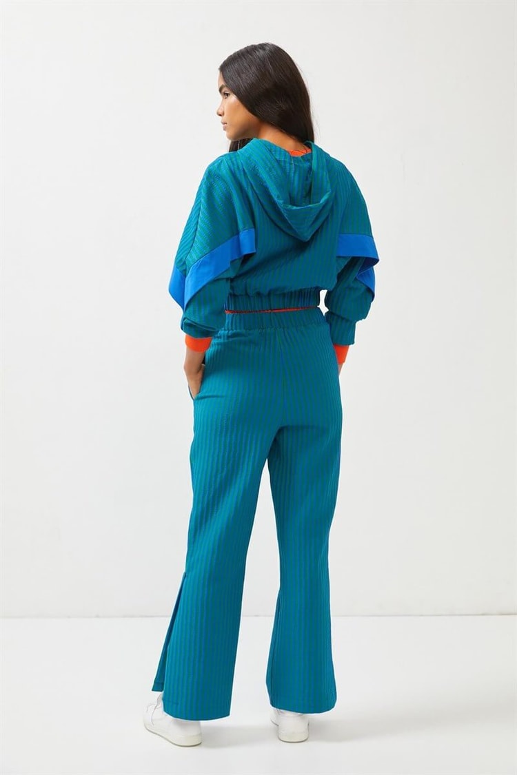 Lacivert-Yeşil Renk Bloklu Çizgili S-Shirt Bol Paça Pantolon TakımST060S72120002
