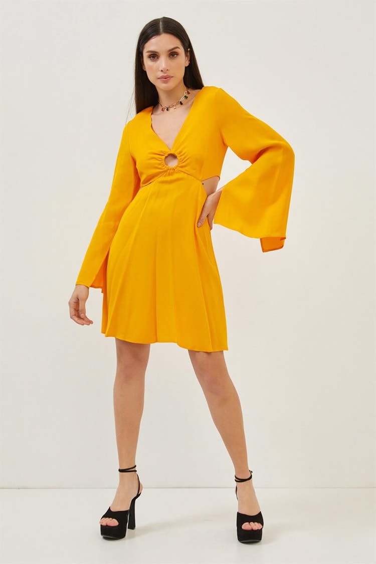 Oranj Cut Out Detaylı Uzun Kol Mini ElbiseST070S40157601