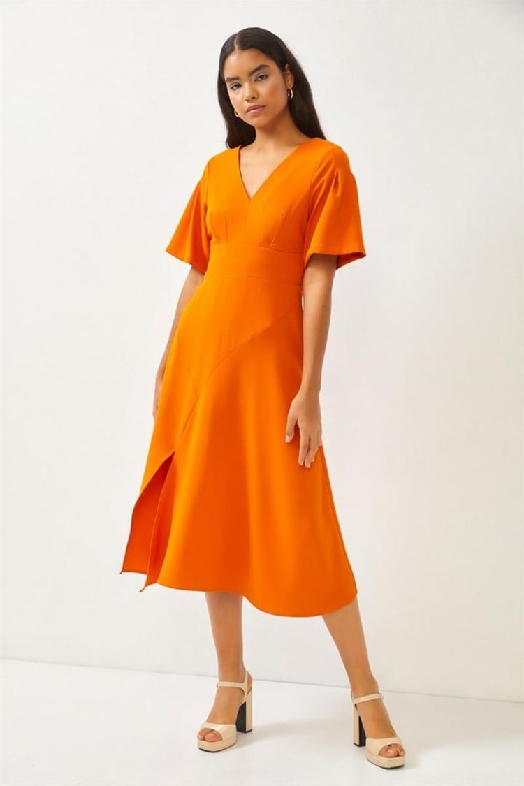 Oranj V Yaka Yırtmaçlı Midi ElbiseST060S40139501