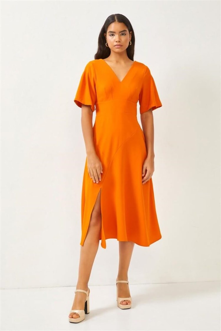 Oranj V Yaka Yırtmaçlı Midi ElbiseST060S40139501