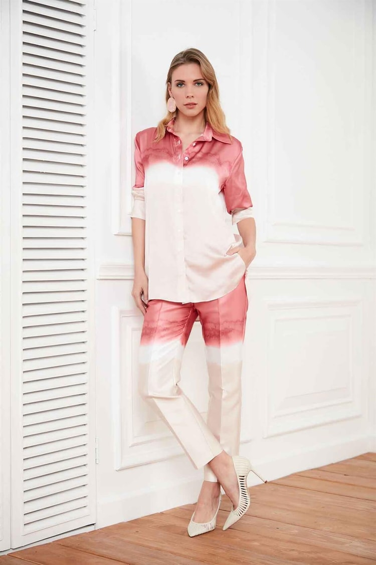 Pembe-Bej Düğmeli Batik Desen Uzun Kol Basen Kapatan Boy TunikST050S5510801