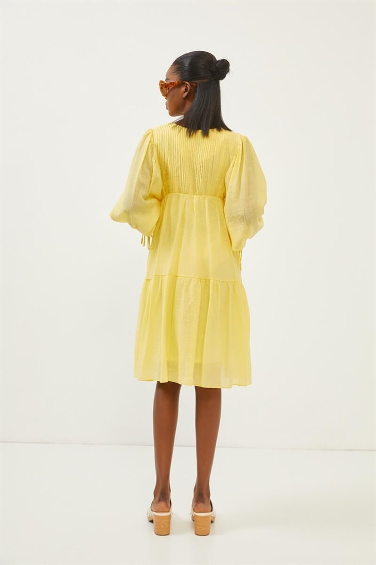 Sarı Yakası Bağcık Detaylı Western ElbiseST060S40132901