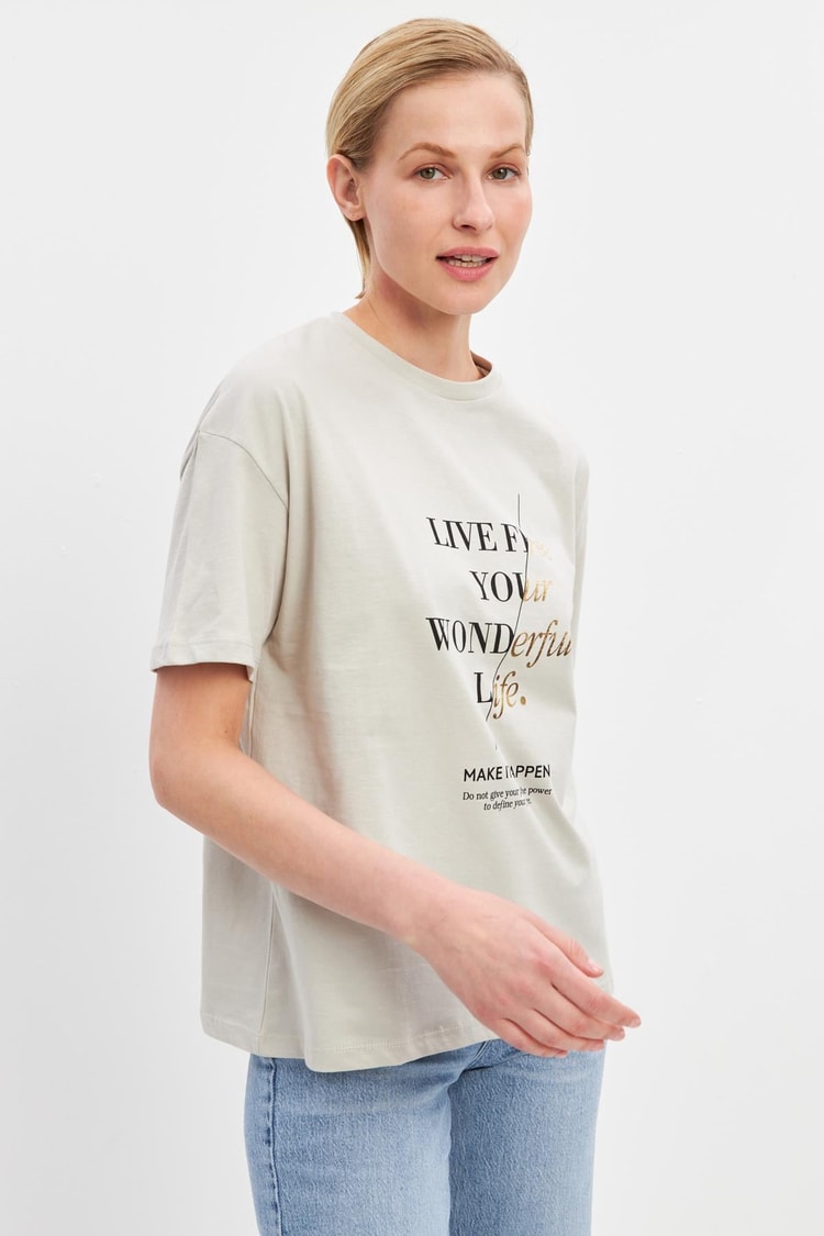 Bej Baskılı Bisiklet Yaka Kısa Kollu T-Shirt Kadın T-Shirt modelleri