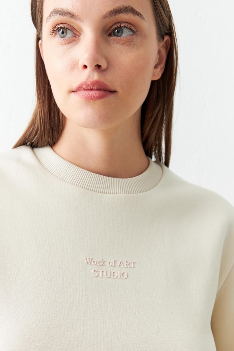 Bej Bisiklet Yaka Baskı Detaylı Kısa Kollu T-Shirt Kadın Kategorisiz modelleri