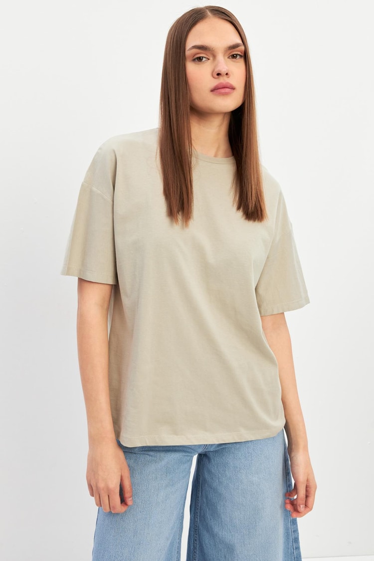 Bej Bisiklet Yaka Oversize Düz T-Shirt Kadın Kategorisiz modelleri