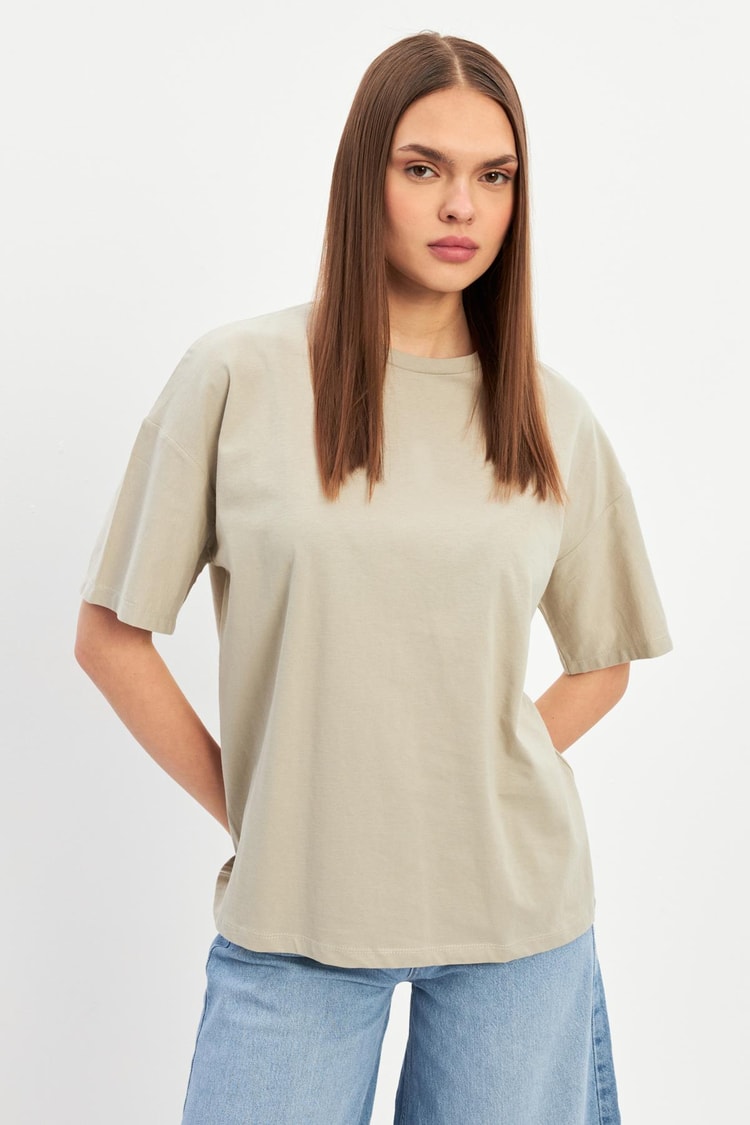 Bej Bisiklet Yaka Oversize Düz T-Shirt Kadın Kategorisiz modelleri