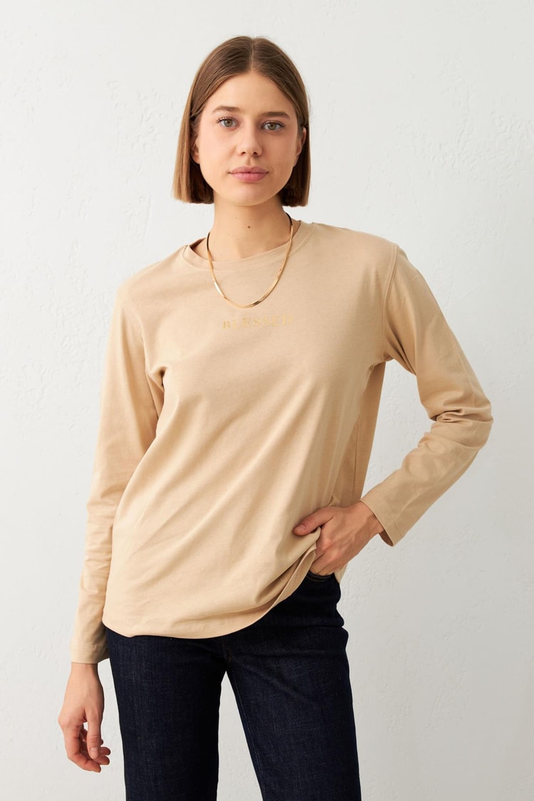 Bej Bisiklet Yaka Uzun Kollu Baskı Detaylı Sweatshirt Kadın Kategorisiz modelleri