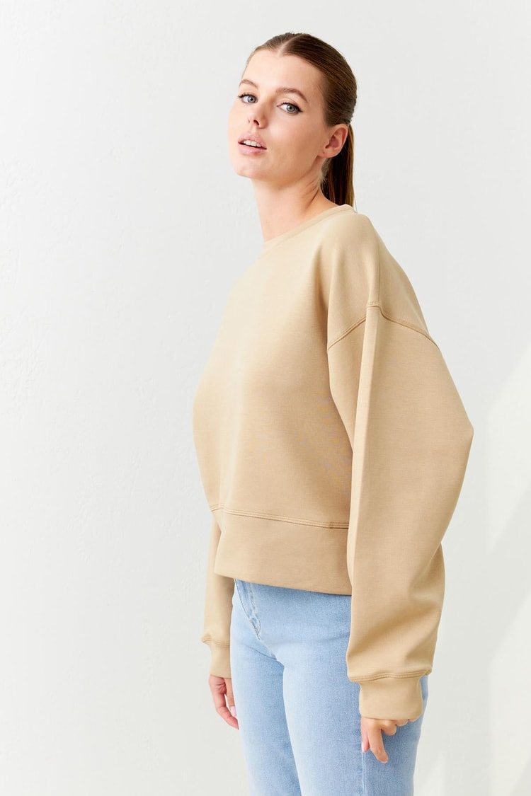 Bej Bisiklet Yaka Uzun Kollu Sweatshirt Kadın Kategorisiz modelleri