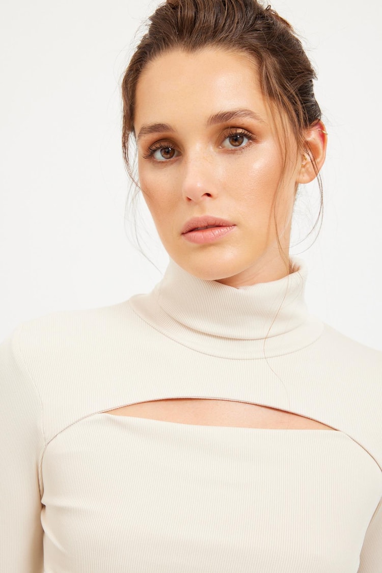 Bej Cut Out Detaylı Bluz Kadın Bluz modelleri