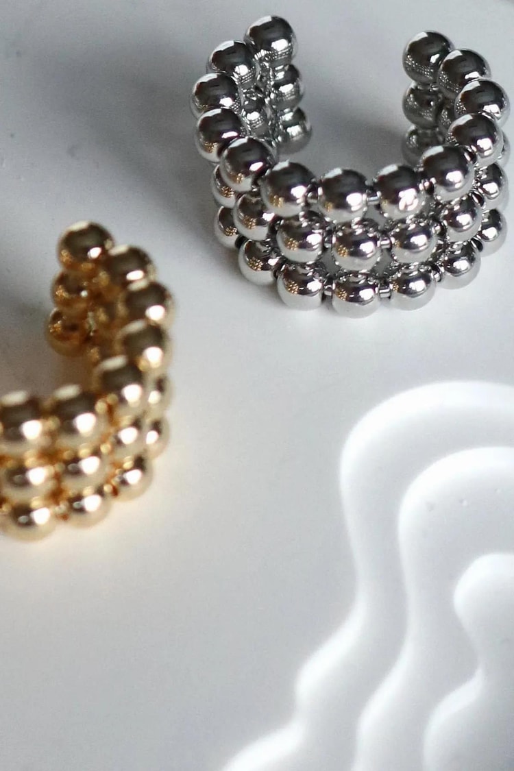 Beyaz Üç Sıra Topçuk Gümüş Kaplama Ear Cuff Kıkırdak Küpe Kadın Kategorisiz modelleri