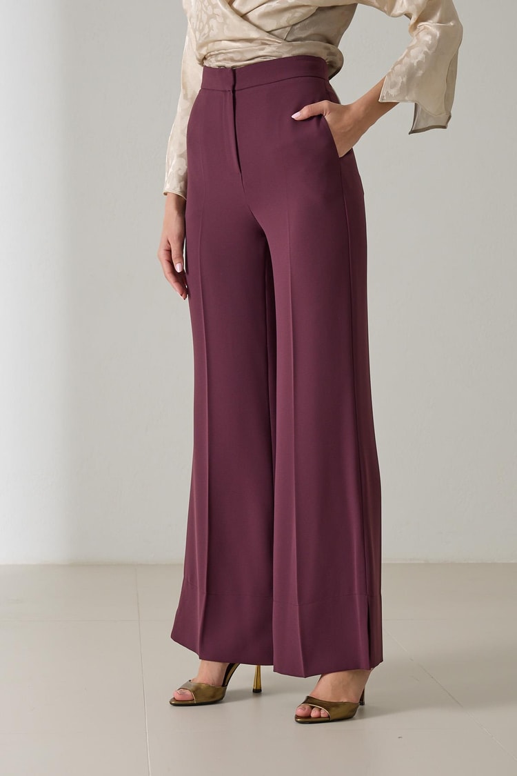 Bordo Rahat Kesim Pantolon Kadın Kategorisiz modelleri