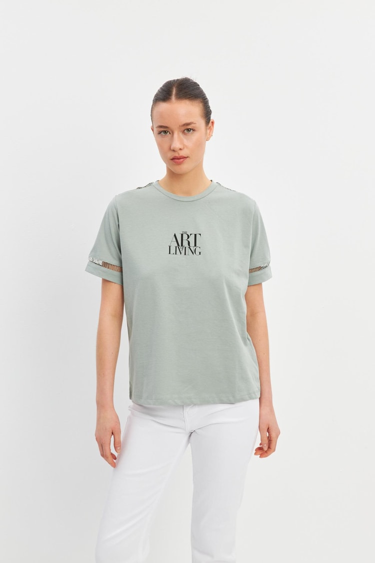 Çağla Baskılı Kol Ve Omuzda Örme Detaylı Bisiklet Yaka T-Shirt Kadın T-Shirt modelleri