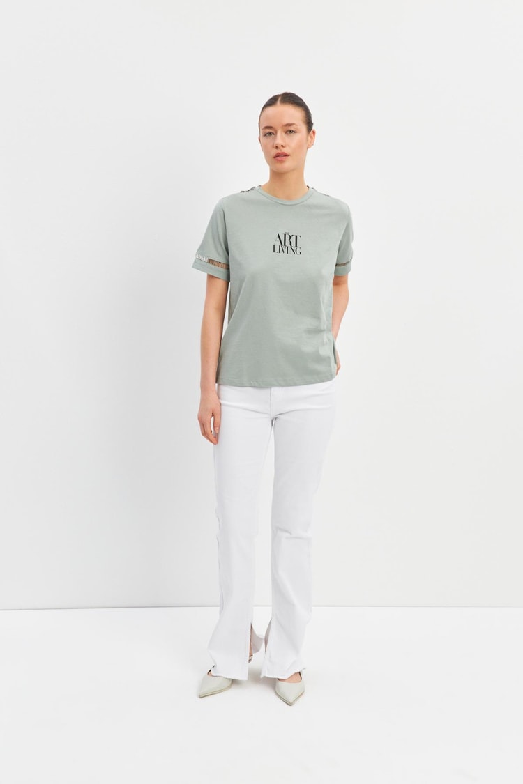 Çağla Baskılı Kol Ve Omuzda Örme Detaylı Bisiklet Yaka T-Shirt Kadın T-Shirt modelleri