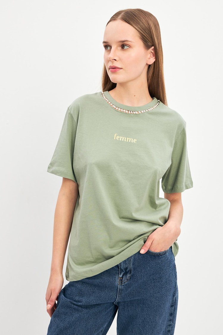 Çağla Mini Baskı Ve Taş Detaylı Bisiklet Yaka Kısa Kollu T-Shirt Kadın Kategorisiz modelleri