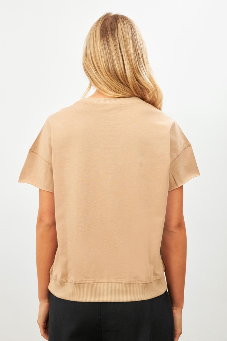 Camel Baskı Detaylı Bisiklet Yaka T-Shirt Kadın T-Shirt modelleri