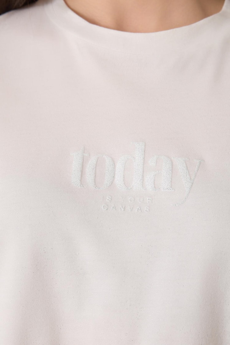 Ekru %100 Pamuklu Bisiklet Yaka Basic T-Shirt Kadın T-Shirt modelleri