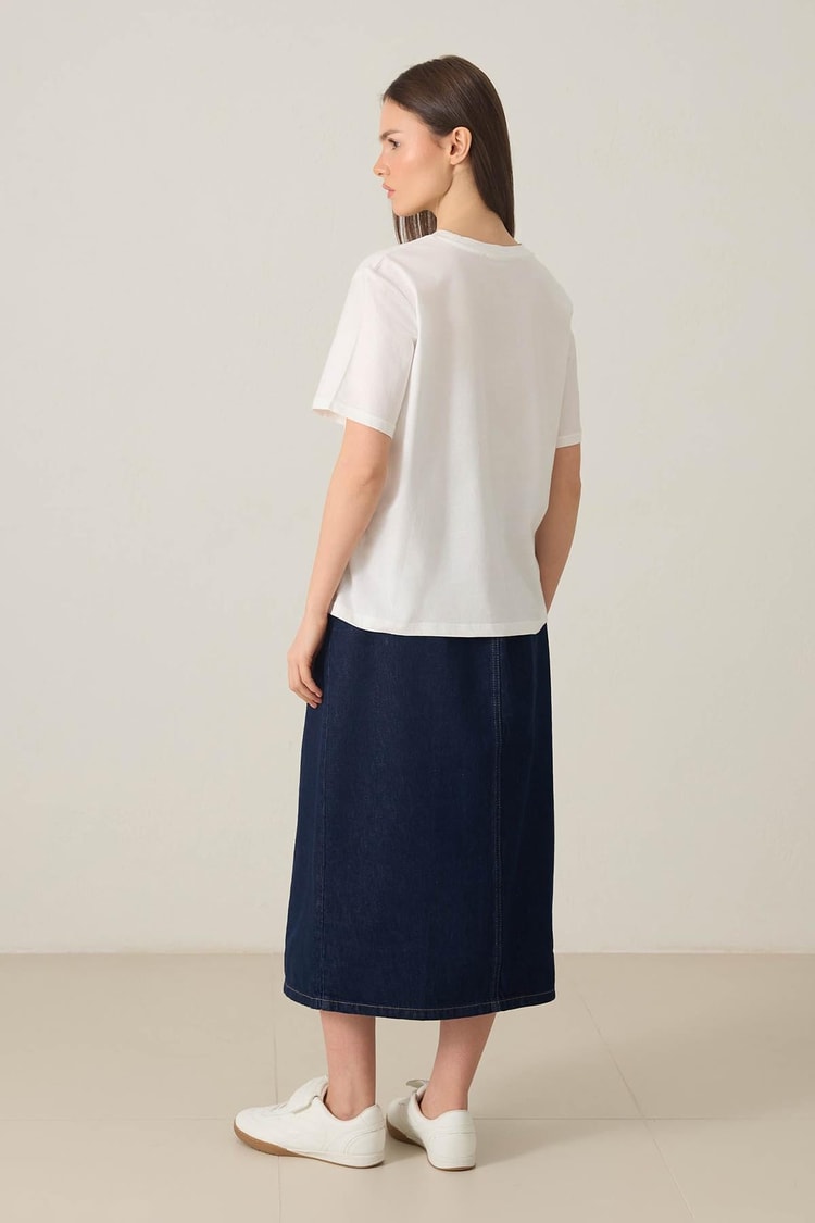 Ekru %100 Pamuklu Bisiklet Yaka Basic T-Shirt Kadın T-Shirt modelleri