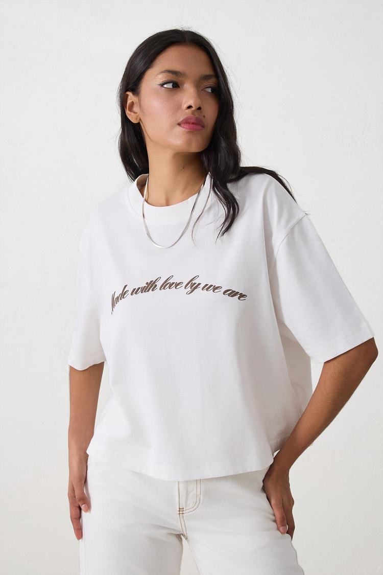 Ekru 2YB2CTS0468 T-SHIRT Kadın Kategorisiz modelleri