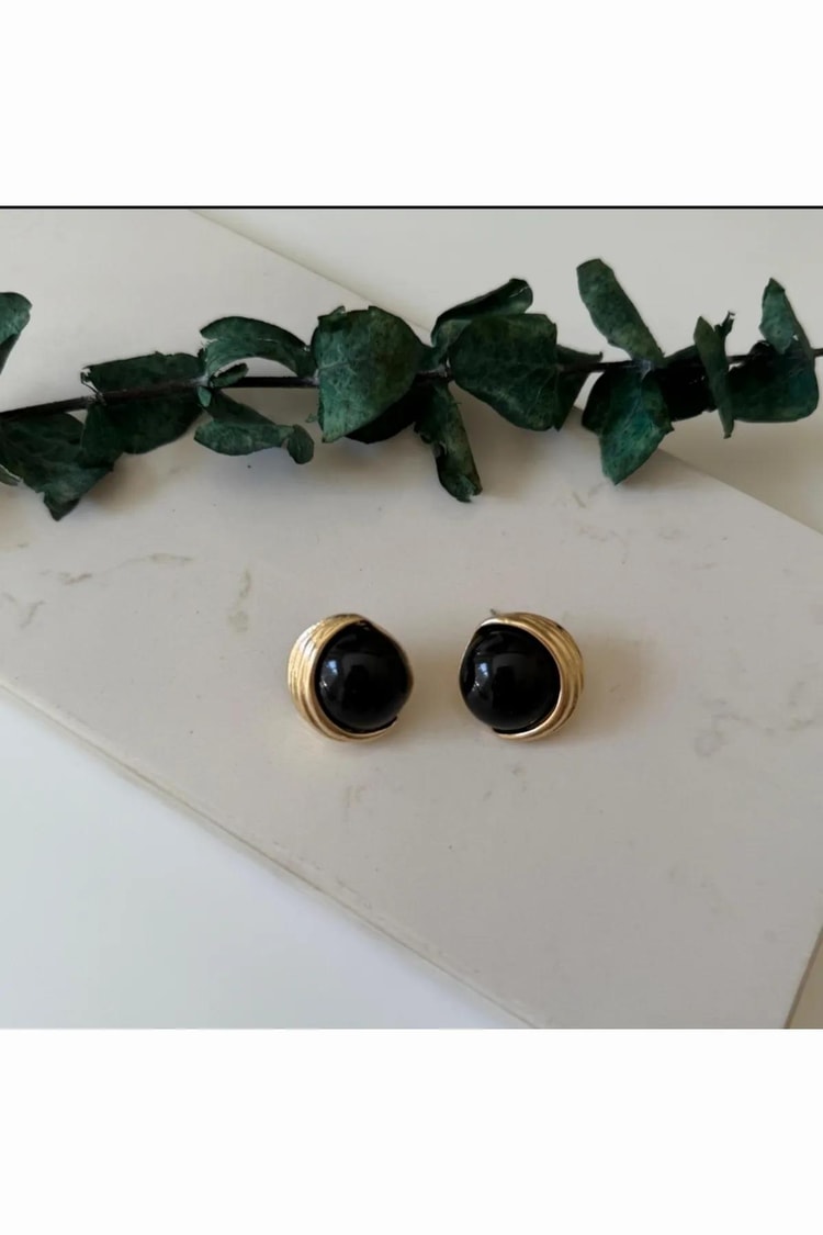 Ekru Altın Kaplama Metal Kenarlı Siyah İncili Retro Küpe Kadın Kategorisiz modelleri