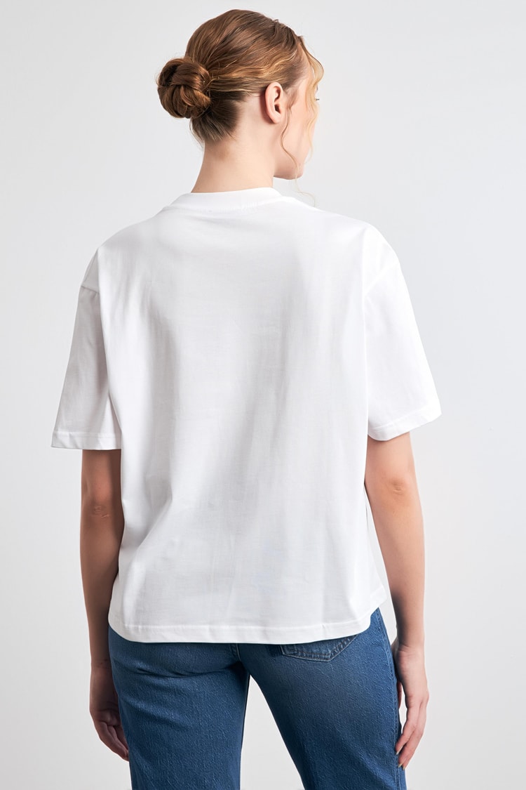 Ekru Baskı Detaylı Bisiklet Yaka Kısa Kollu T-Shirt Kadın T-Shirt modelleri