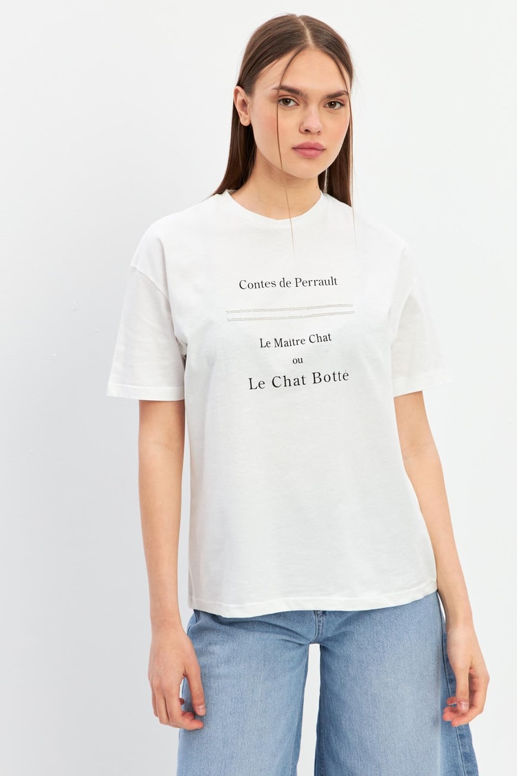 Ekru Baskı Detaylı Bisiklet Yaka Basic T-Shirt Kadın T-Shirt modelleri
