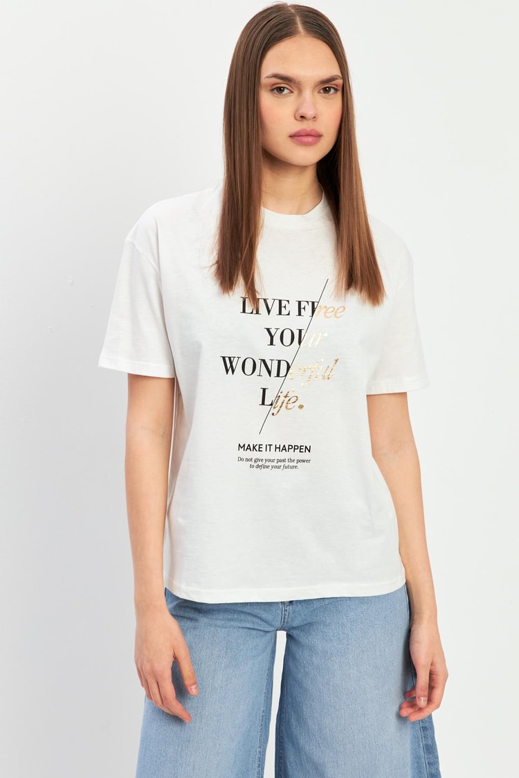 Ekru Baskılı Bisiklet Yaka Kısa Kollu T-Shirt Kadın T-Shirt modelleri