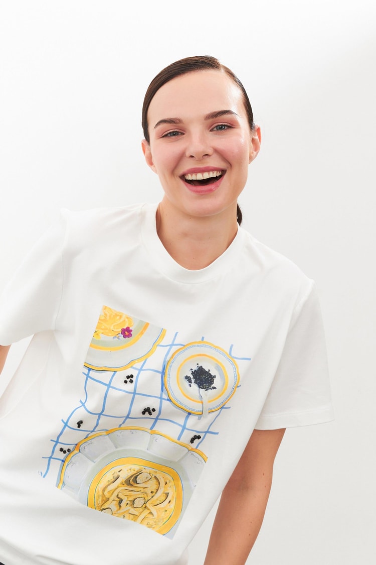 Ekru Baskılı Bisiklet Yaka T-Shirt Kadın T-Shirt modelleri