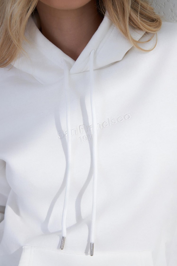 Ekru Cep Ve Kapşon Detaylı Sweat Shirt Kadın Kategorisiz modelleri