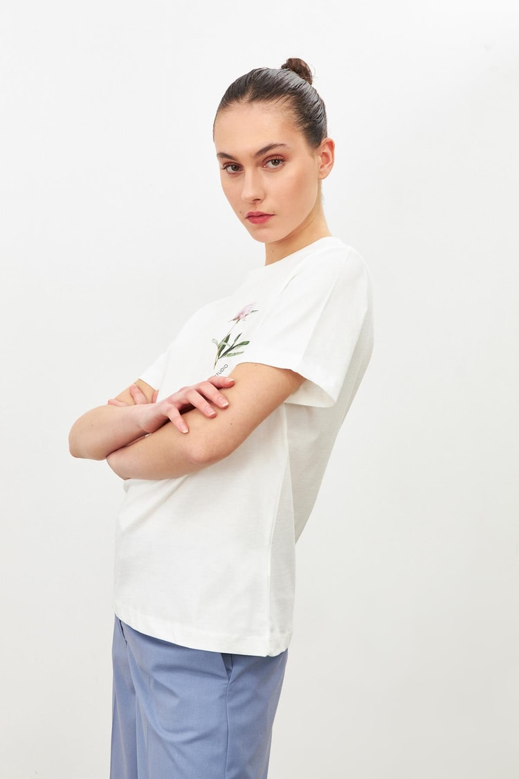 Ekru Çiçek Detaylı Setre Bantlı T-Shirt Kadın T-Shirt modelleri