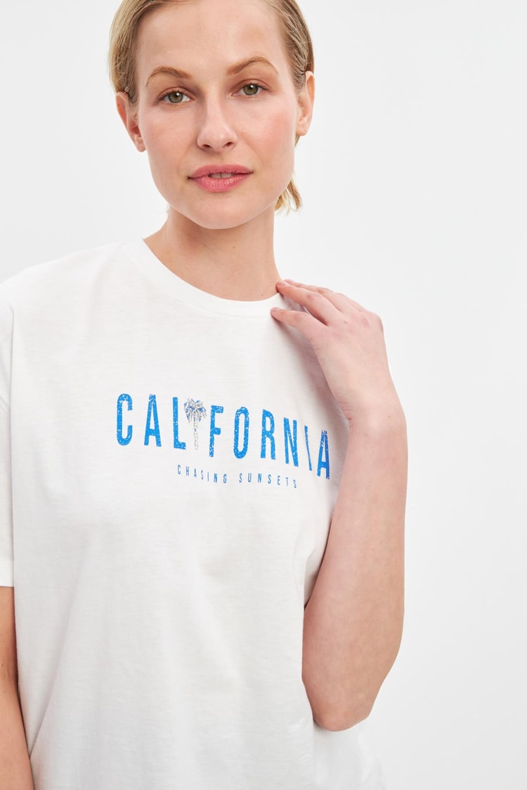 Ekru Kısa Kollu Baskılı Bisiklet Yaka T-Shirt Kadın Kategorisiz modelleri