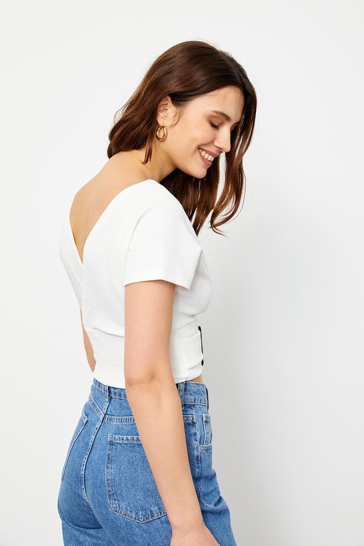 Ekru Kuşaklı Kemik Kemer Tokalı Kısa Kol Crop Bluz Kadın Bluz modelleri