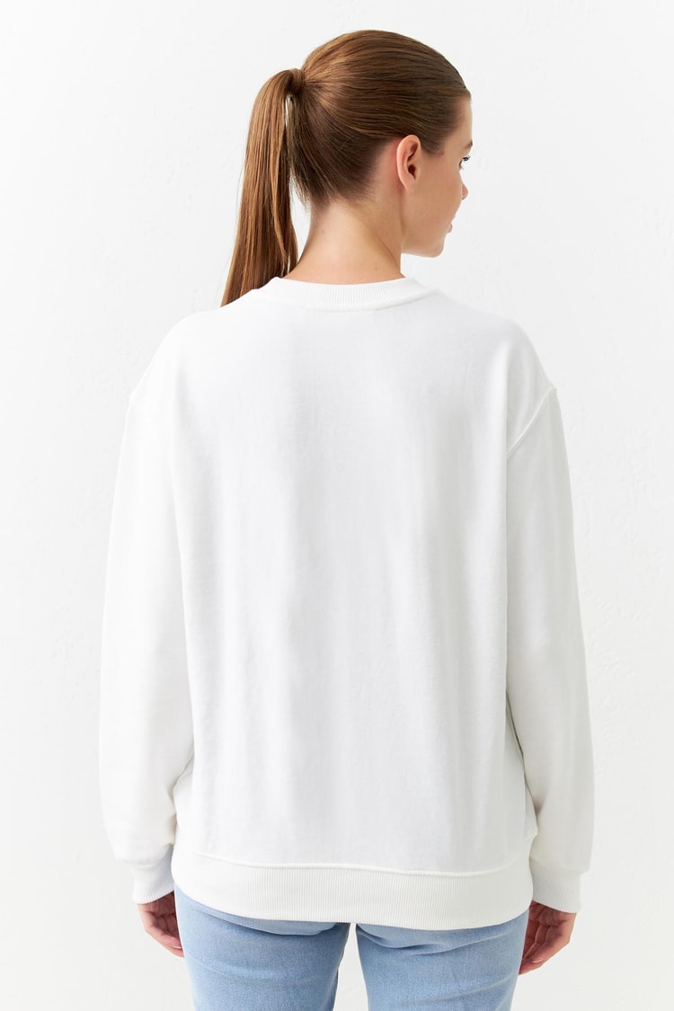 Ekru Omuz Detaylı Bisiklet Yaka Uzun Kollu Sweatshirt Kadın Kategorisiz modelleri