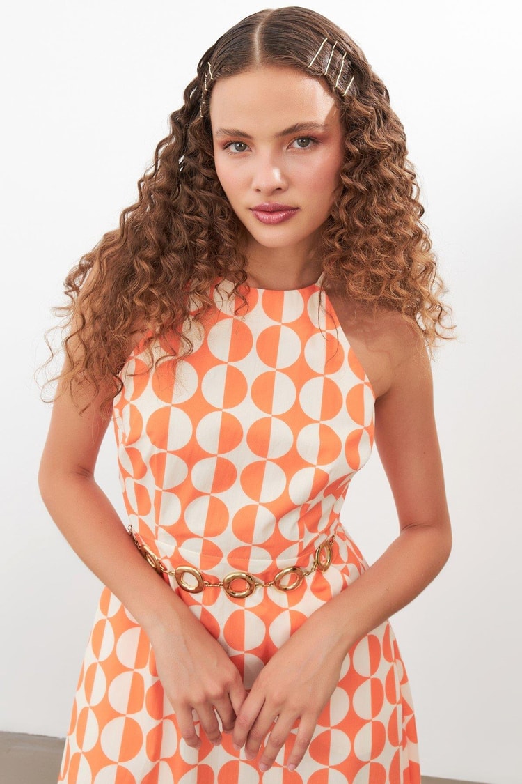 Ekru-Oranj Halter Yaka Geometrik Desenli Midi Boy Elbise Kadın Kategorisiz modelleri