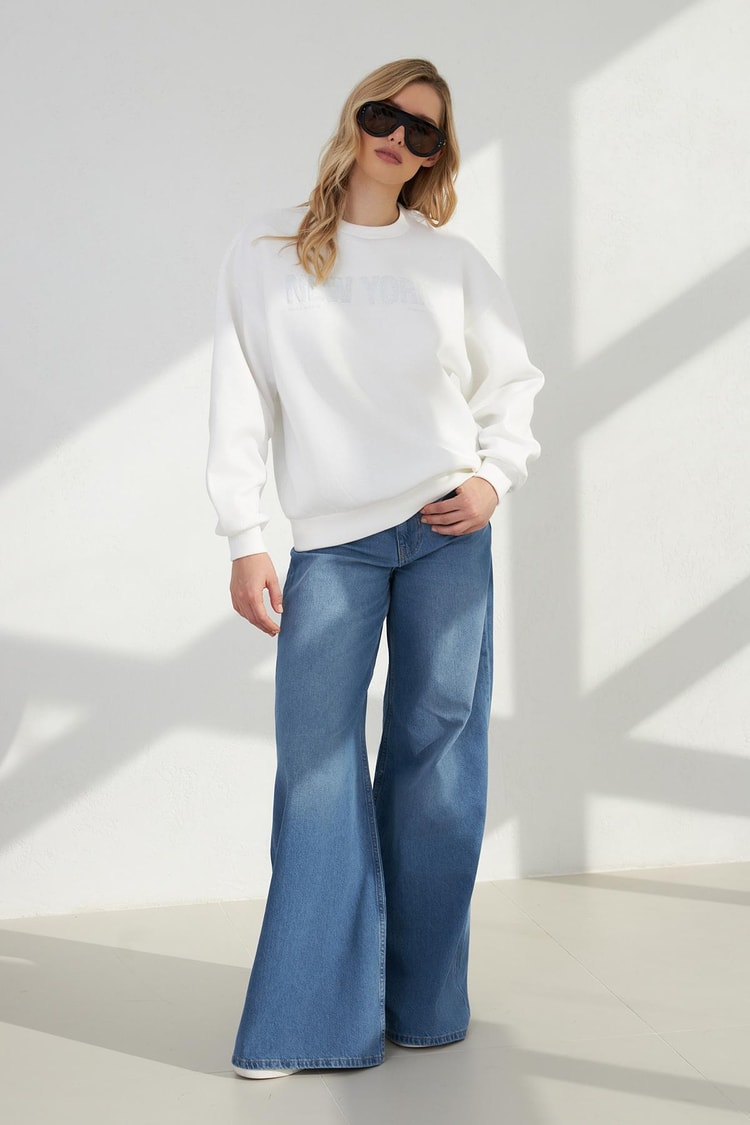 Ekru Sim Ve Baskı Detaylı Bisiklet Yaka Uzun Kollu Sweatshirt Kadın Kategorisiz modelleri